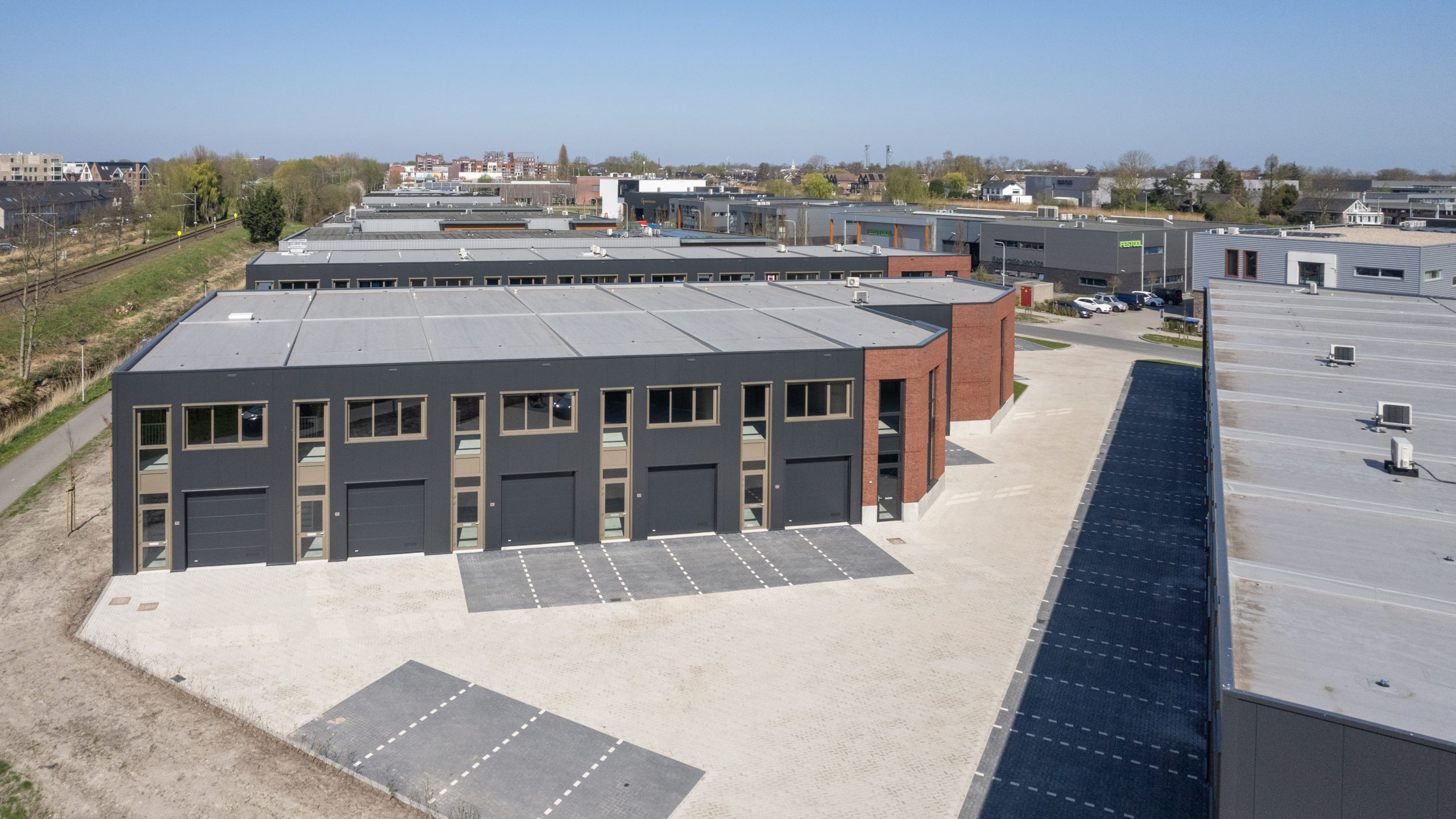 Bedrijfsbouw Partners is specialist in het realiseren van duurzame bedrijfsunits