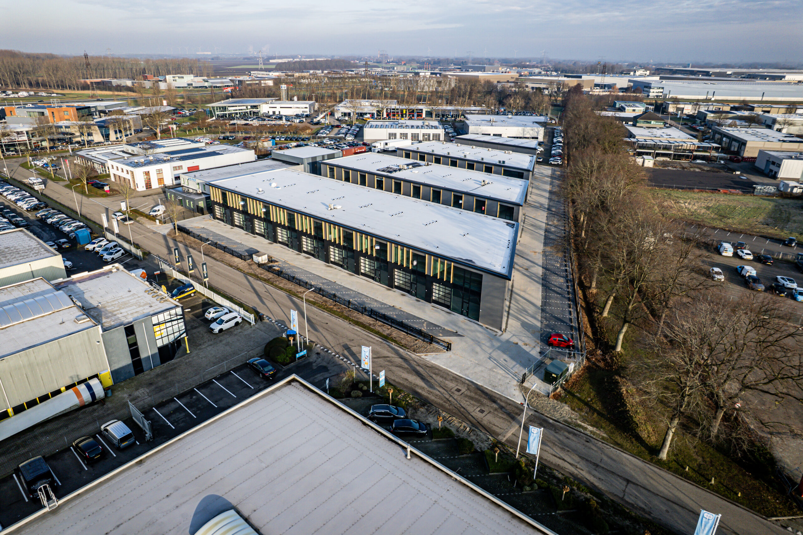 Bedrijfsverzamelgebouw laten bouwen