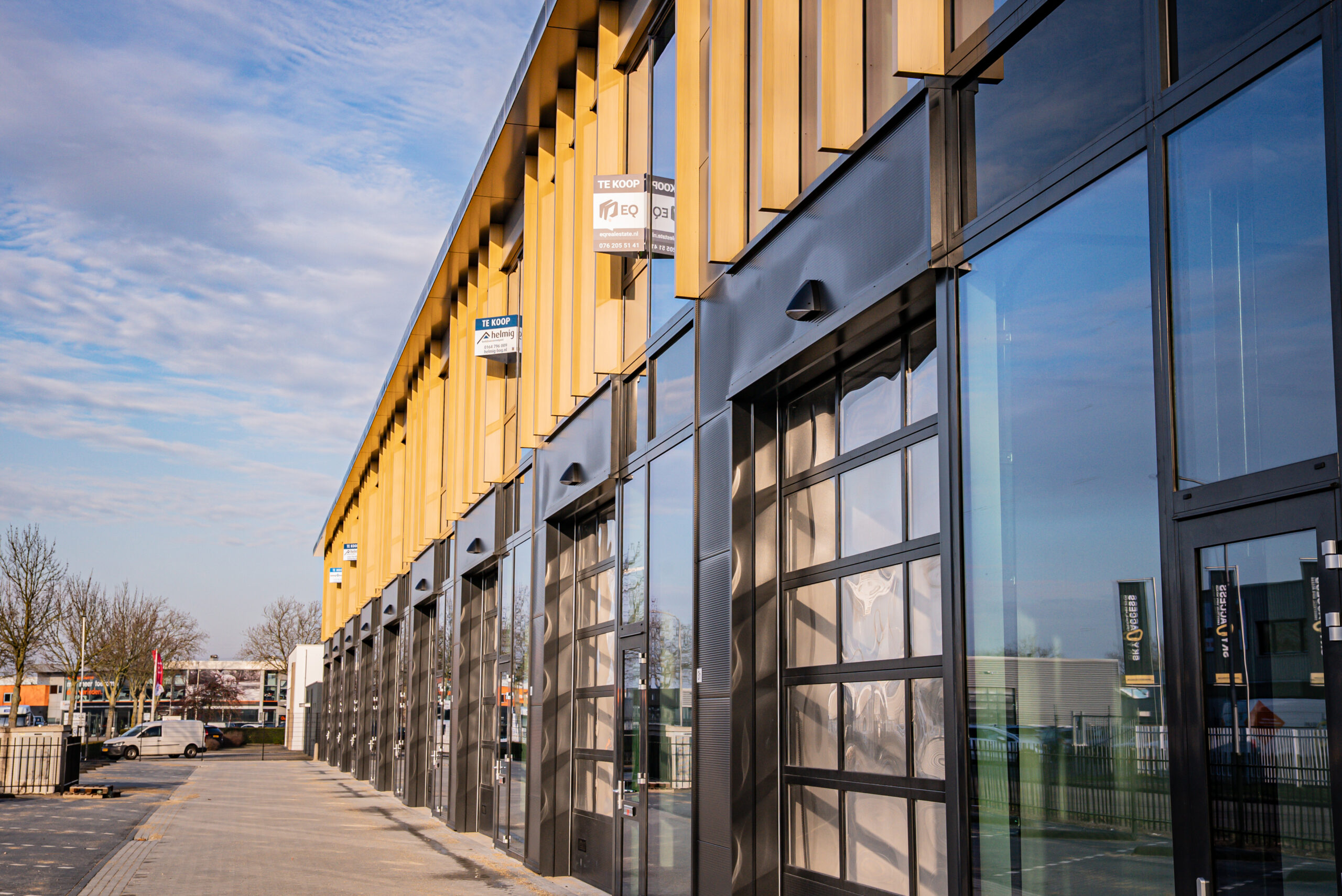 Bedrijfsverzamelgebouw laten bouwen