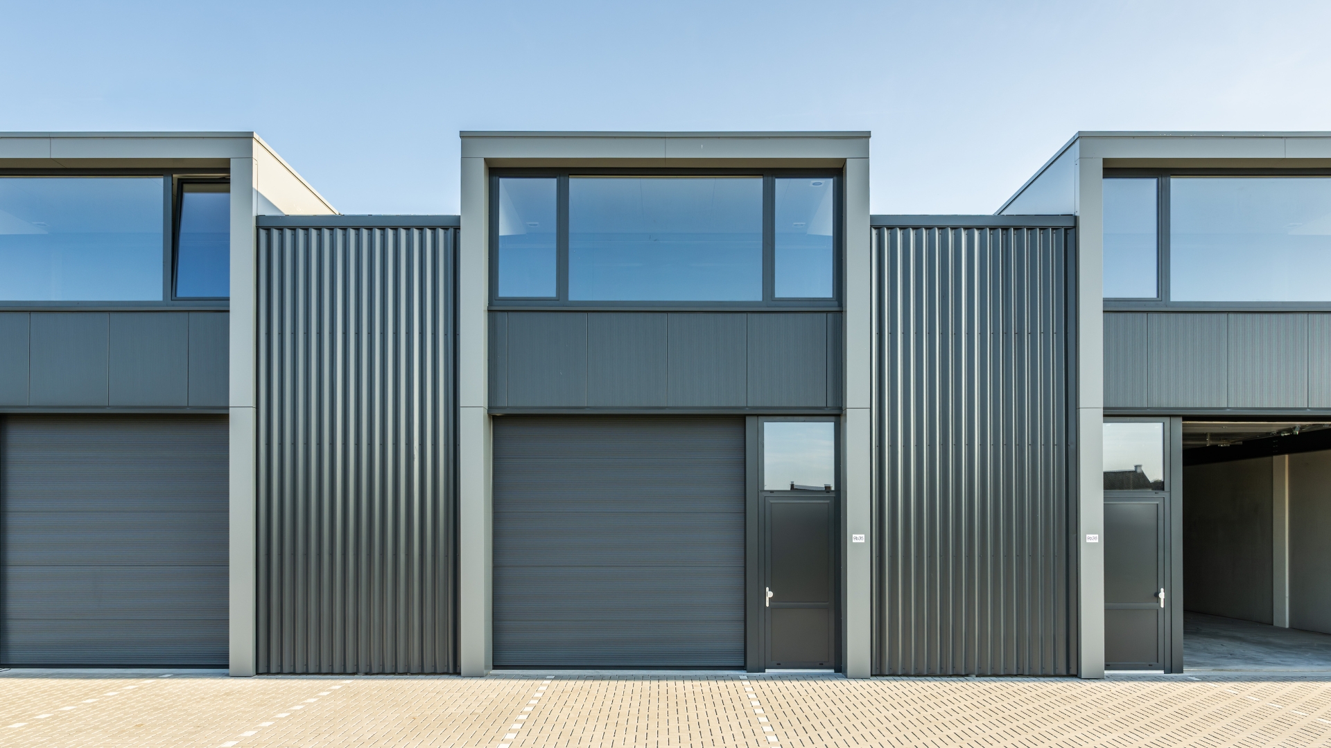 Bedrijfsunits laten bouwen