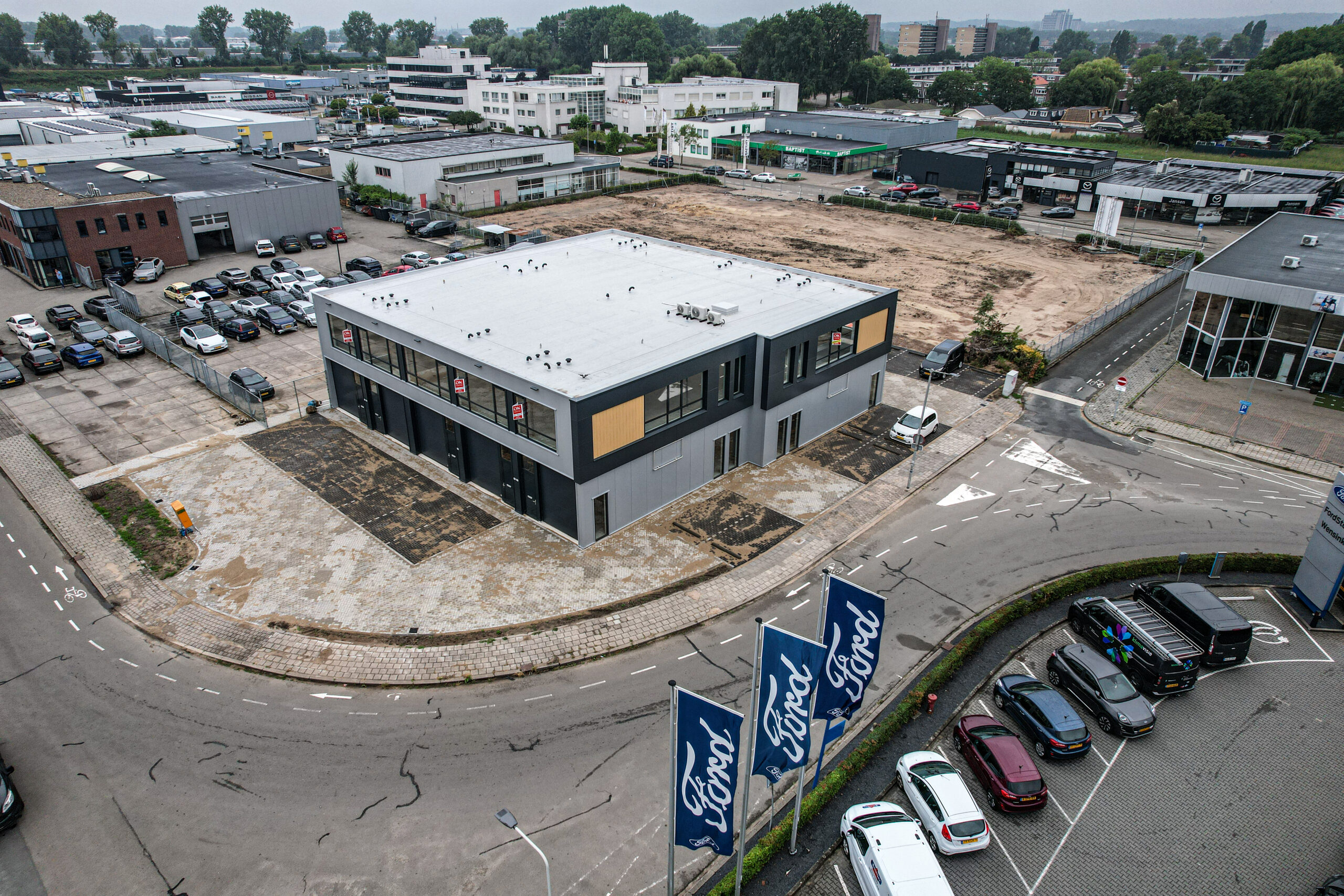 Bedrijfsverzamelgebouw bouwen