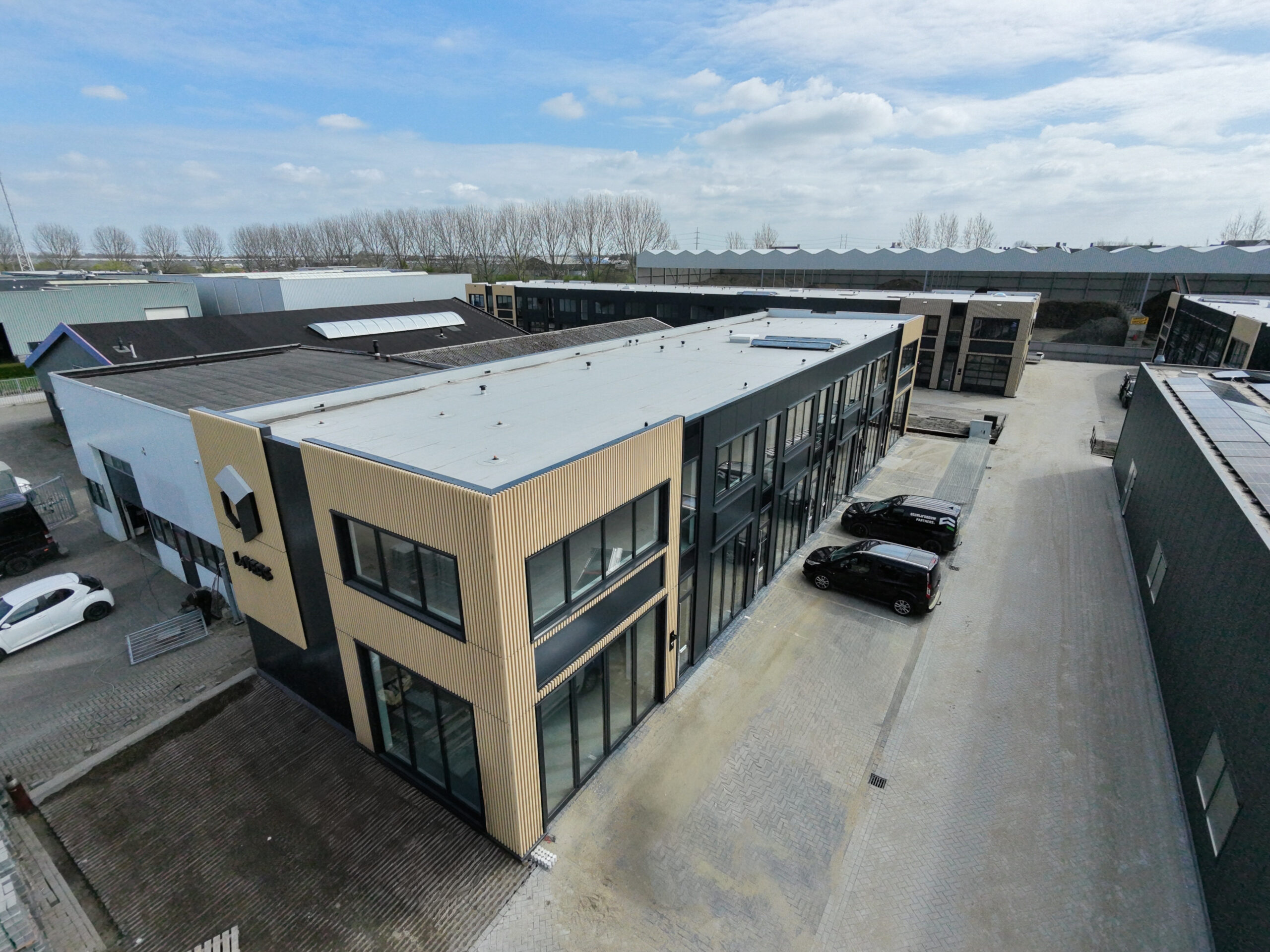 Bedrijfsverzamelgebouw bouwen