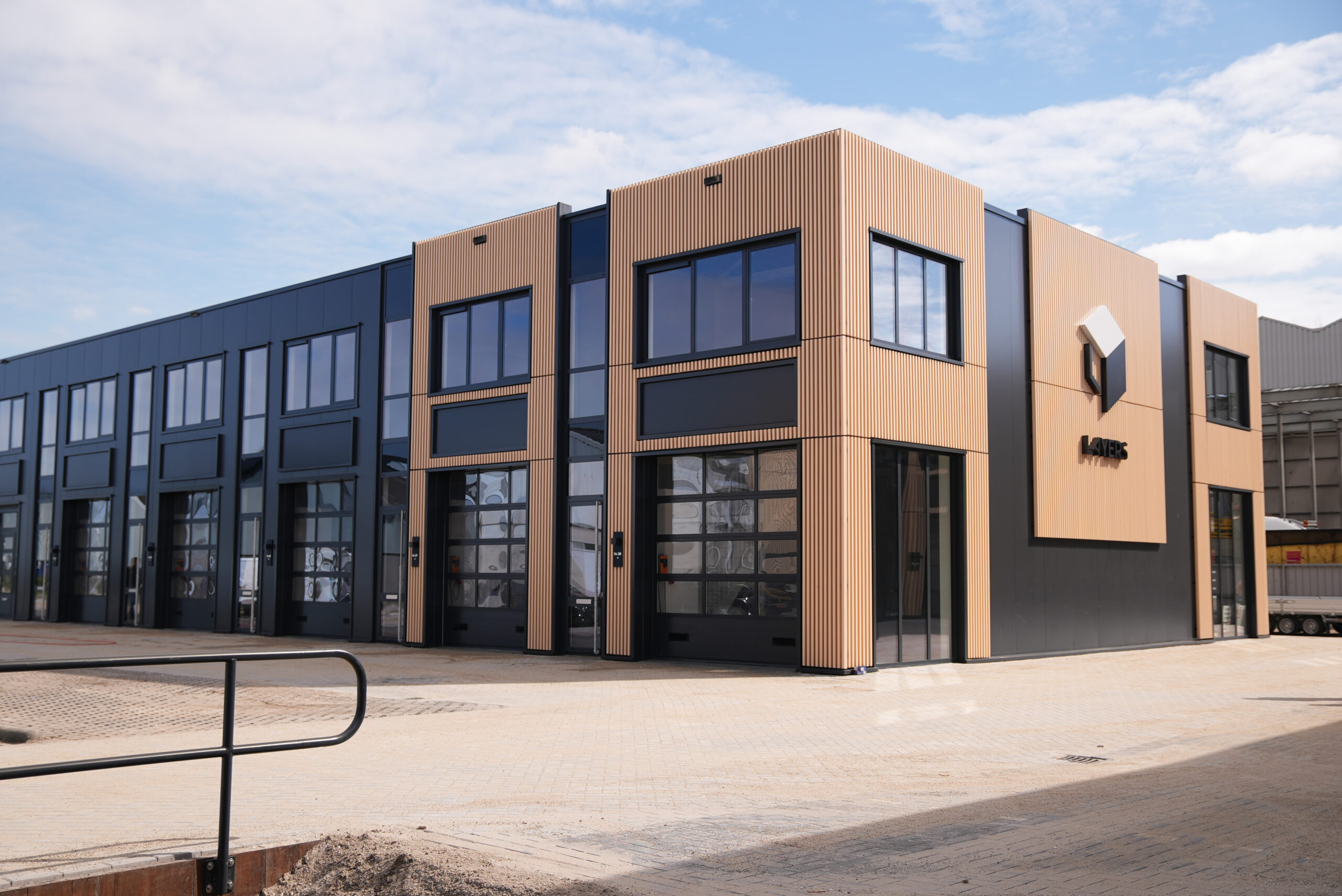 Bedrijfsverzamelgebouw bouwen