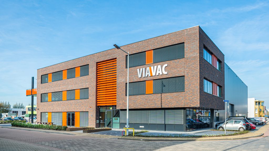 Kantoorpand laten bouwen