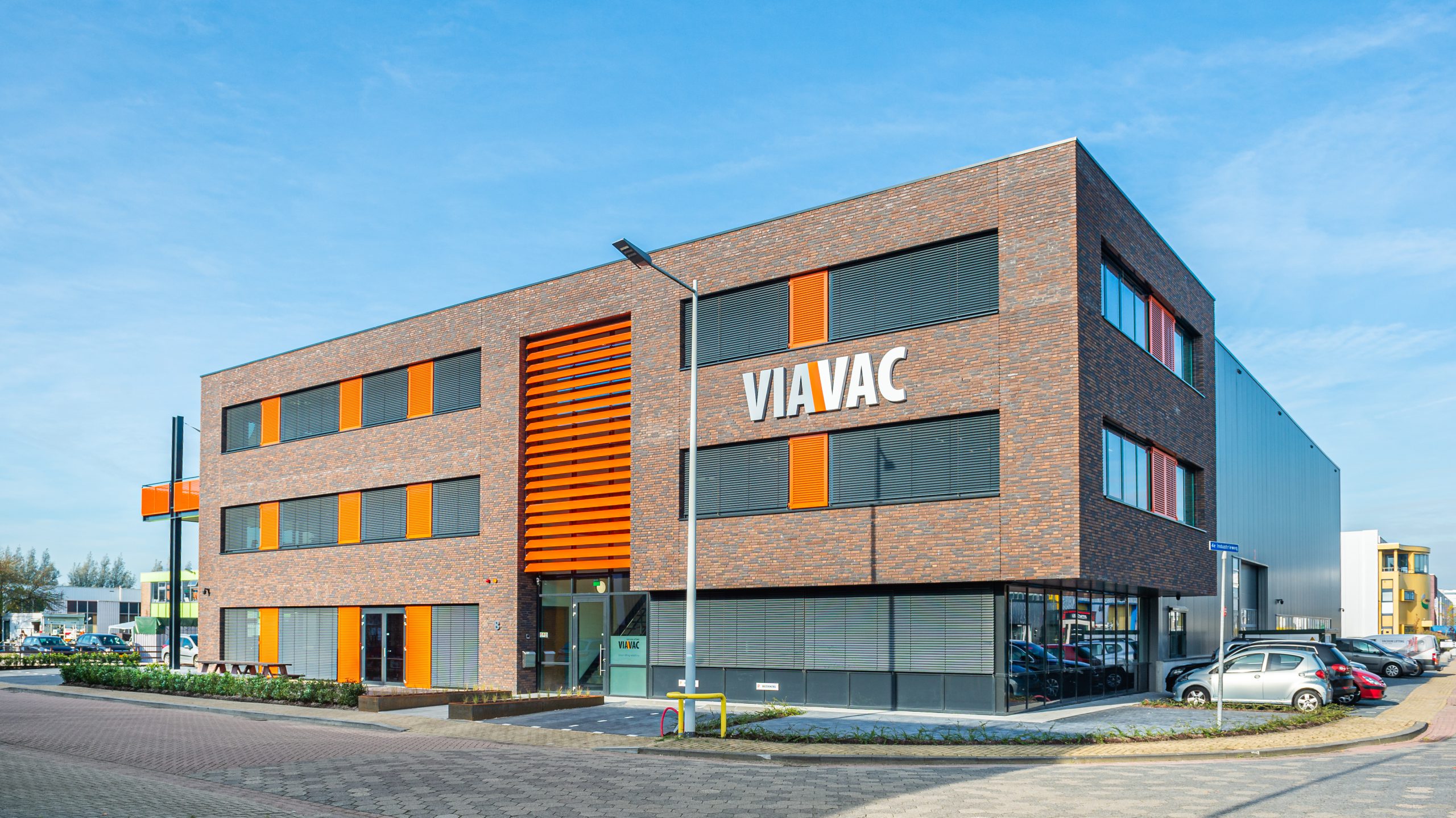 Kantoorpand laten bouwen