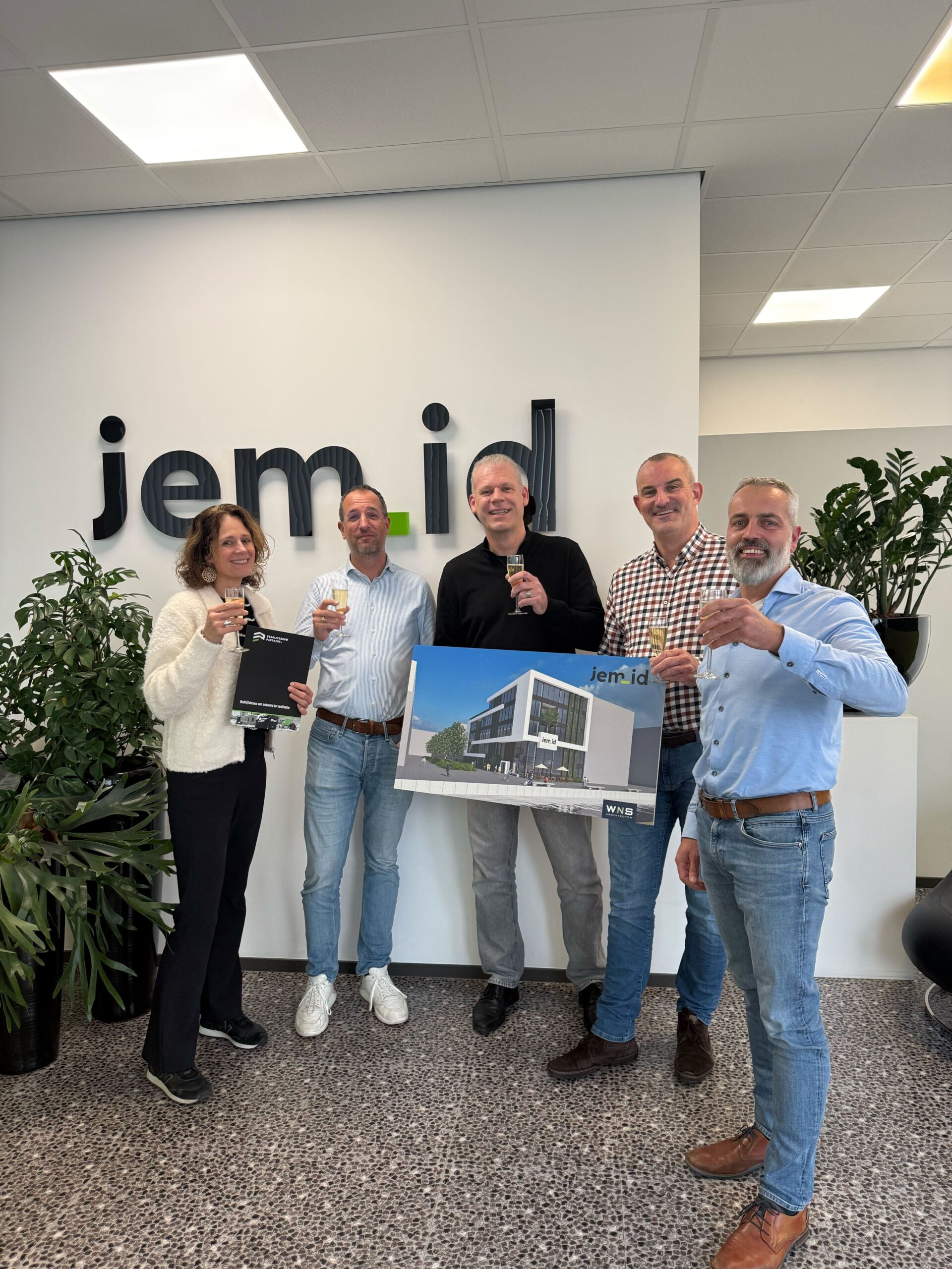 Nieuw kantoorgebouw jem-id